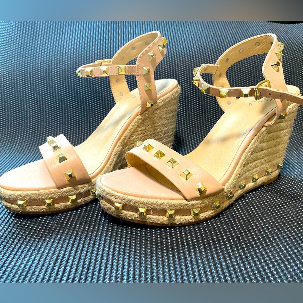 ShuShop Wedge Sandal Size 10